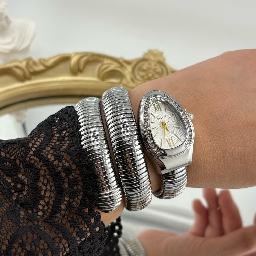 ✨ Serpenti Wrap Bracelet Watch – Silver Tone / White Dial ✨ - Picture 8 of 9
